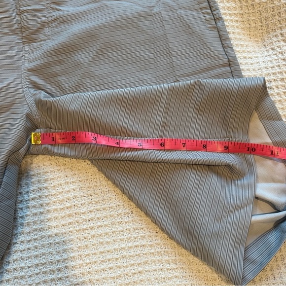 Travis Mathew Men’s size 32 Beck Hybrid Stretch Shorts Blue grey Striped - Picture 4 of 7
